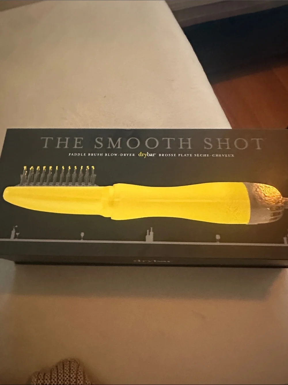 NWT Drybar The Smooth Shot Paddle Brush Blow Dryer